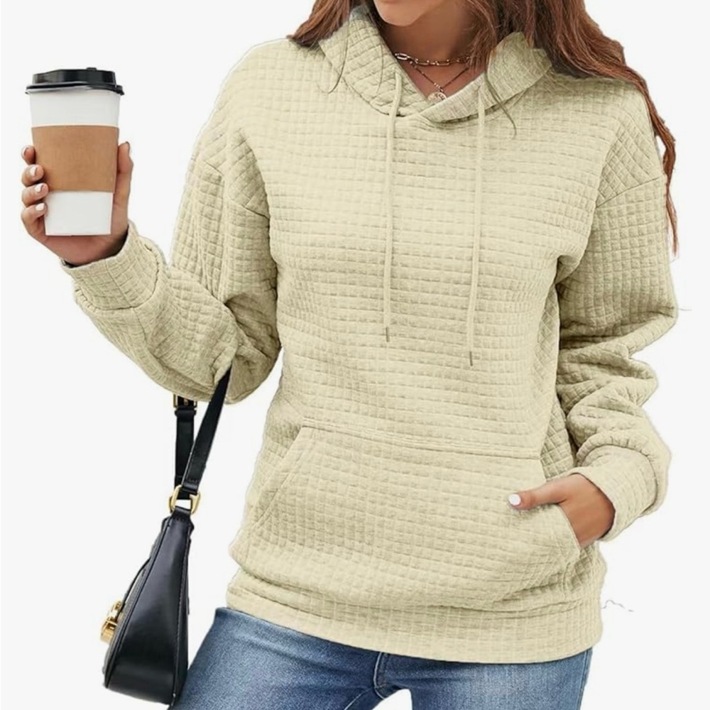 Novept Women's Cream Hoodie NWT